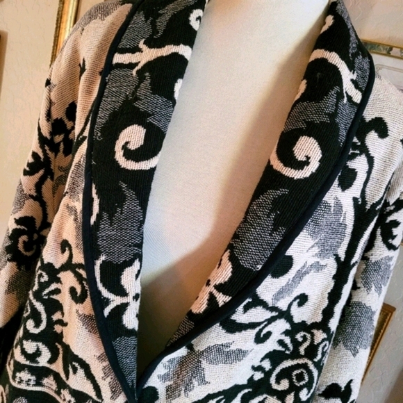 Vintage - Ramie Woven Cotton Black & White Jacket - Picture 2 of 6